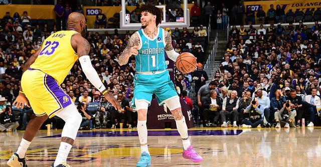 开云APP-三球9记三分东契奇39分詹姆斯29分 黄蜂胜湖人